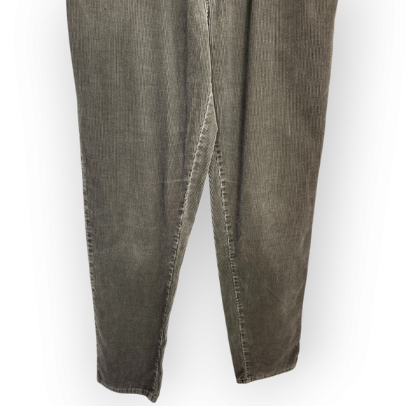 Vintage LL Bean Double L Green Corduroy High Waisted Tapered Leg Pants 6 - Picture 3 of 9